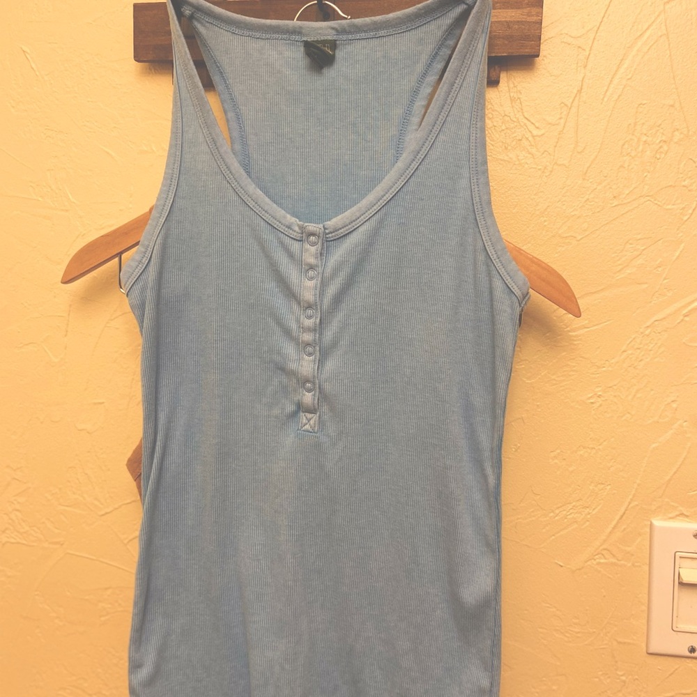 Like New WildFable Tank Top Bundle